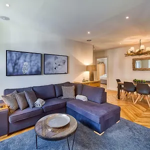 https://marie-paradis-apartment.hotels-rhonealpes.com